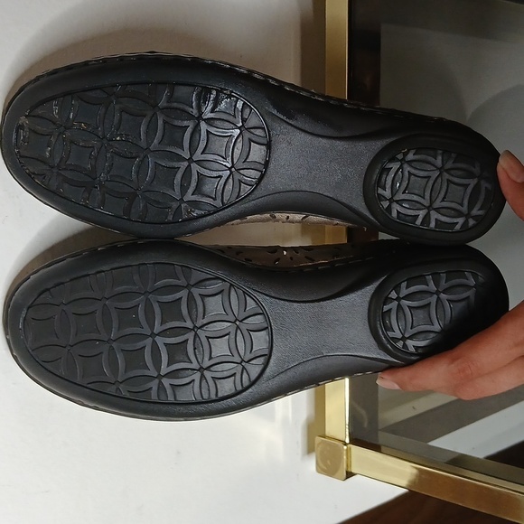 White mountain lipstick flats size 7.5 - Picture 9 of 15